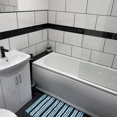 1 Bed Next To Southmead Hospital Apartment *